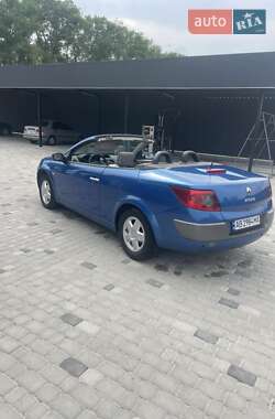 Кабриолет Renault Megane 2004 в 