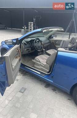 Кабриолет Renault Megane 2004 в 