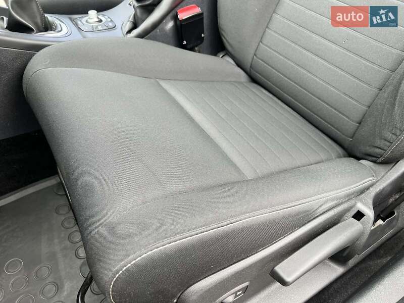 Универсал Renault Megane 2015 в Ровно фото 24 Универсал Renault Megane 2015 в Ровно