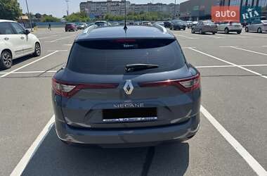 Универсал Renault Megane 2016 в 