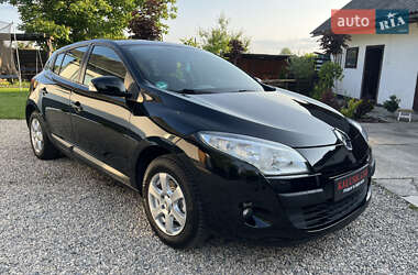 Хэтчбек Renault Megane 2011 в Калуше