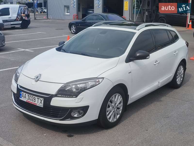 Универсал Renault Megane 2012 в 