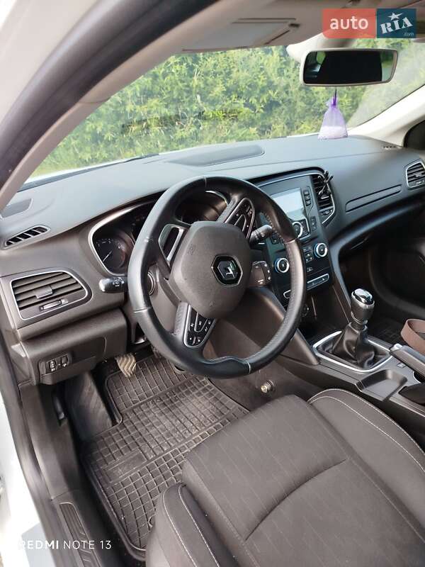 Универсал Renault Megane 2018 в Мукачево фото 11 Универсал Renault Megane 2018 в Мукачево