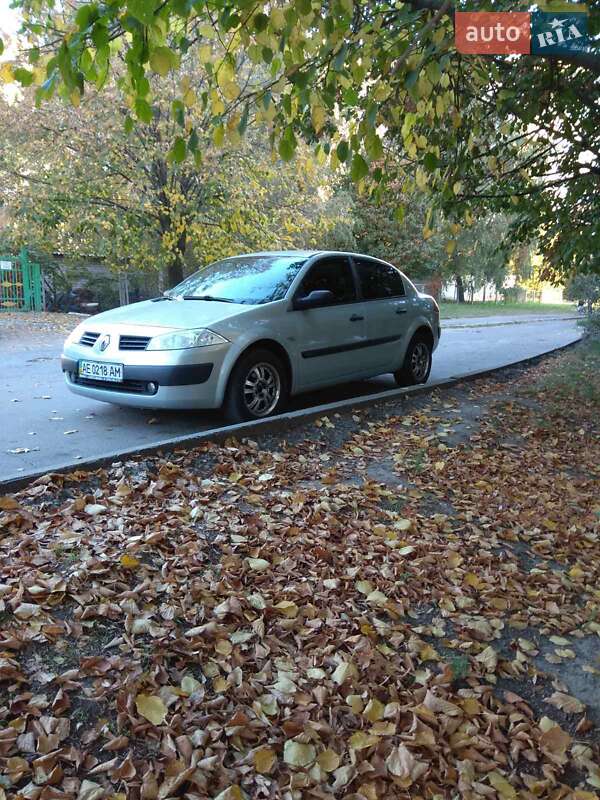 Седан Renault Megane 2005 в Днепре