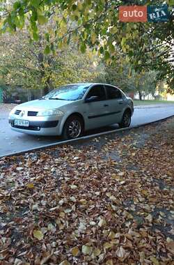 Седан Renault Megane 2005 в 