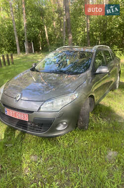 Универсал Renault Megane 2010 в 
