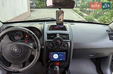 Седан Renault Megane 2004 в 
