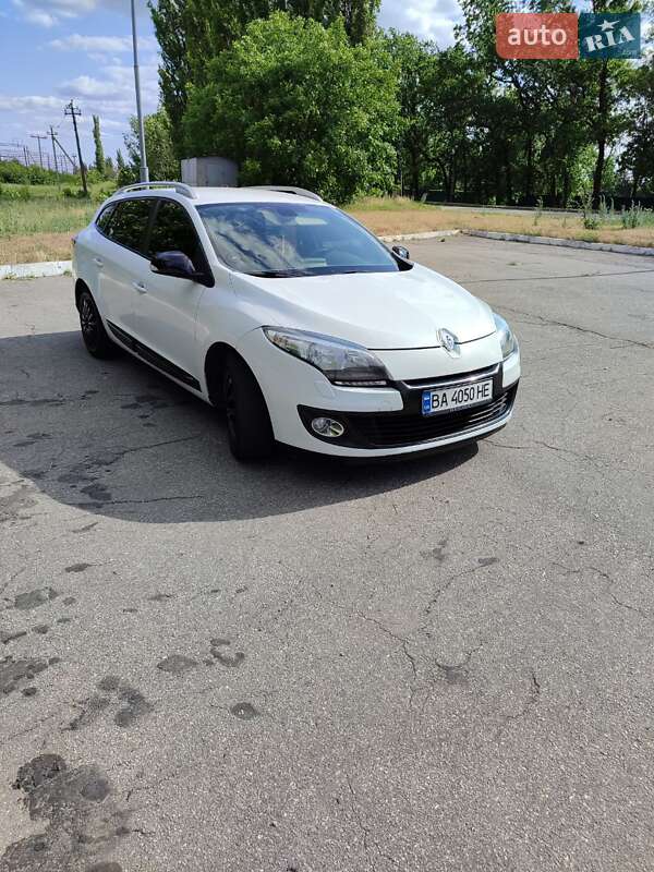 Универсал Renault Megane 2013 в Кривом Роге фото 14 Универсал Renault Megane 2013 в Кривом Роге