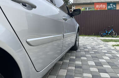 Хэтчбек Renault Megane 2007 в 