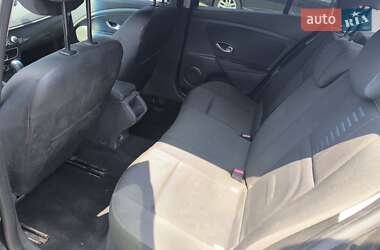 Хэтчбек Renault Megane 2009 в 