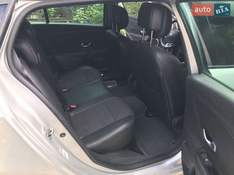 Универсал Renault Megane 2011 в Любаре