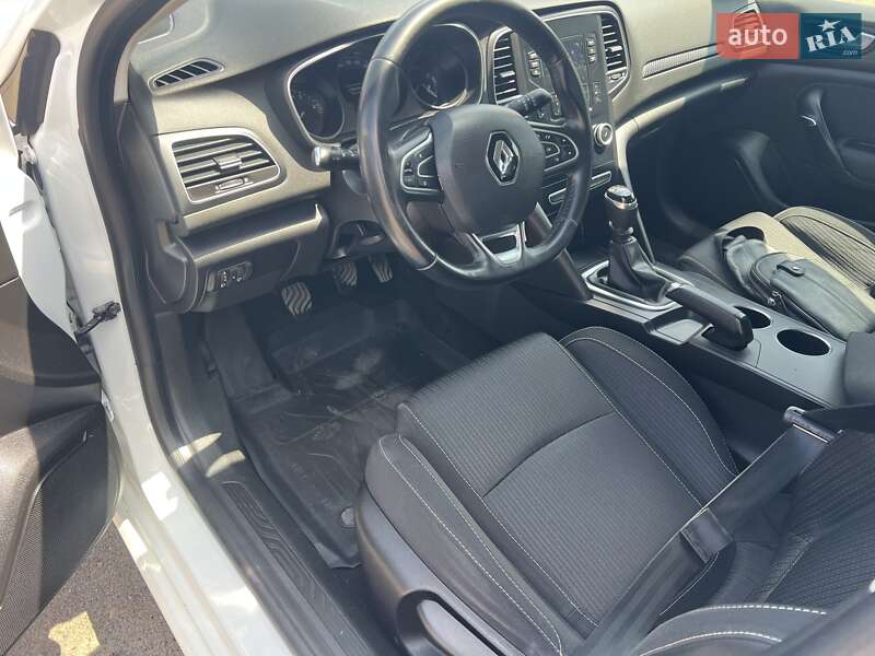 Хетчбек Renault Megane 2017 в Калуші