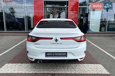 Седан Renault Megane 2019 в 