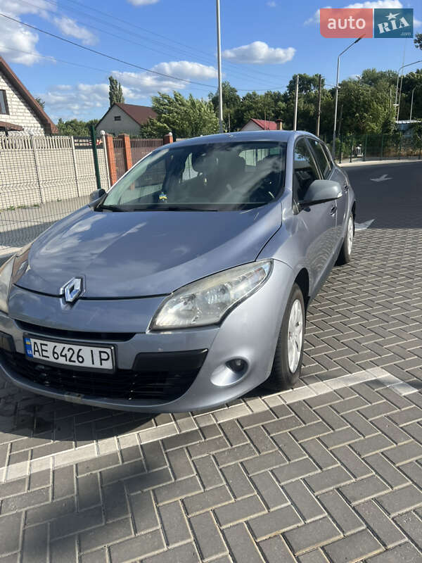 Хэтчбек Renault Megane 2010 в Днепре