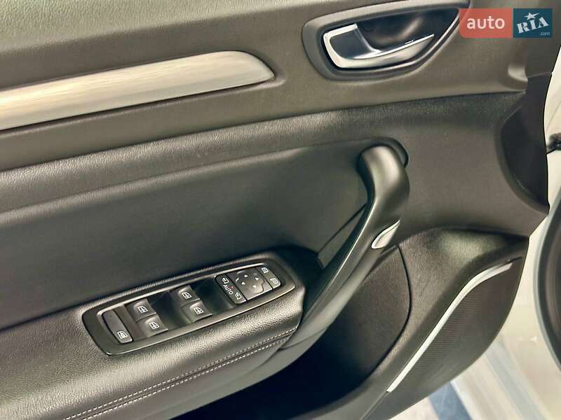 Седан Renault Megane 2018 в Львові