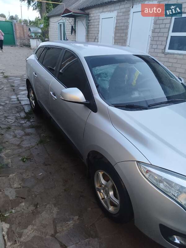 Універсал Renault Megane 2012 в Валках