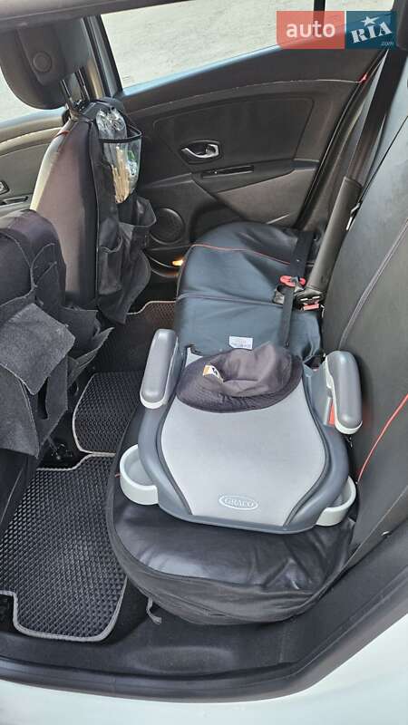 Универсал Renault Megane 2011 в Кривом Роге