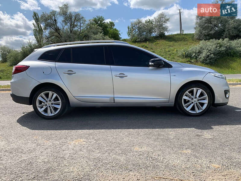 Универсал Renault Megane 2012 в Тальном