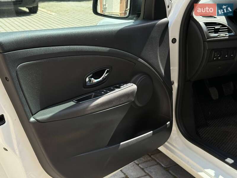 Универсал Renault Megane 2012 в Ивано-Франковске