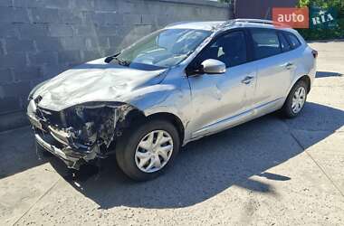 Универсал Renault Megane 2014 в Остроге