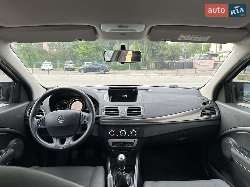 Хетчбек Renault Megane 2014 в Чернівцях