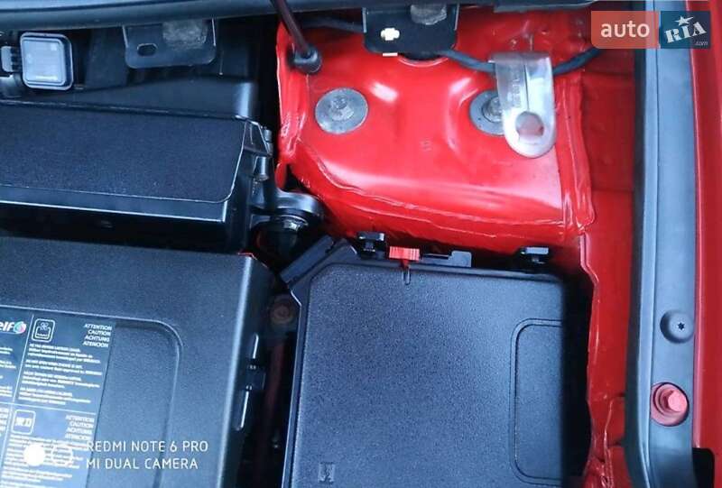 Хэтчбек Renault Megane 2010 в Кривом Роге фото 6 Хэтчбек Renault Megane 2010 в Кривом Роге