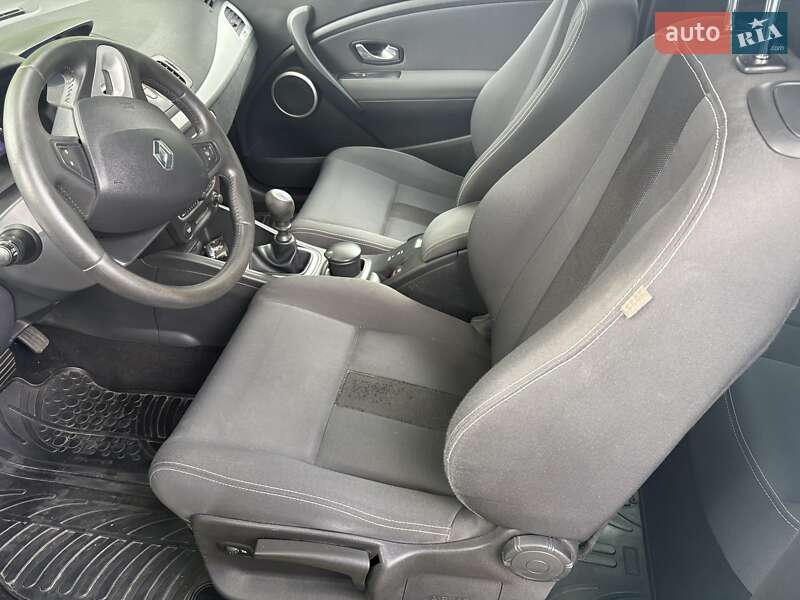 Купе Renault Megane 2009 в Корсуне-Шевченковском
