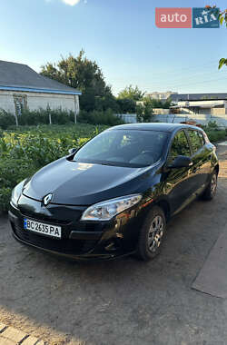 Хэтчбек Renault Megane 2010 в Мироновке