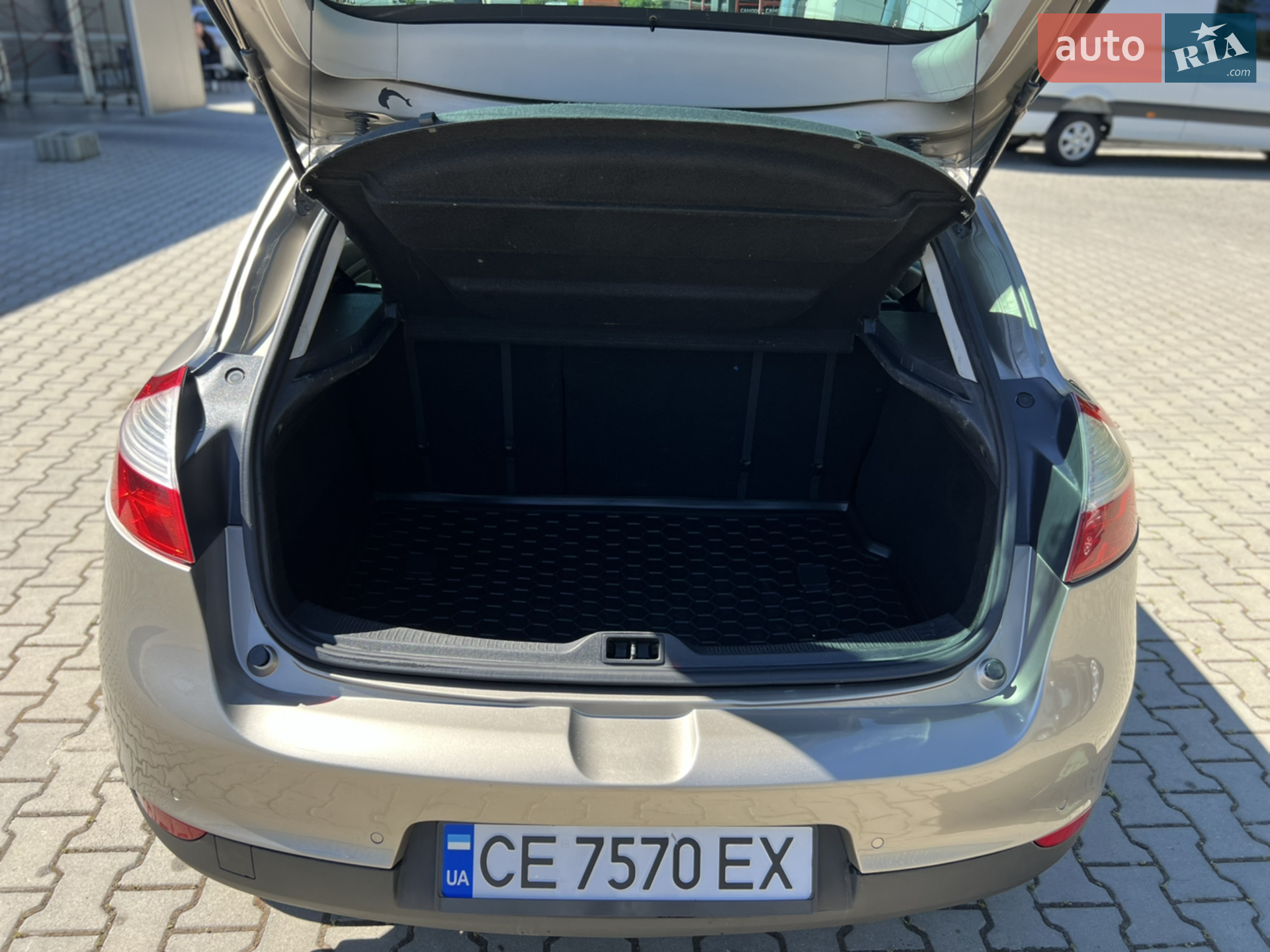 2012 Renault Megane - мініатюра 43
