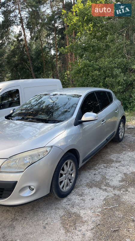 Хэтчбек Renault Megane 2009 в Буче