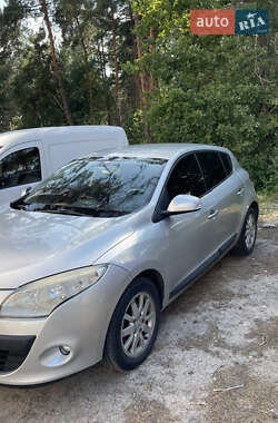 Хэтчбек Renault Megane 2009 в 