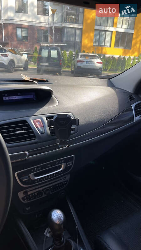 Хэтчбек Renault Megane 2009 в Буче