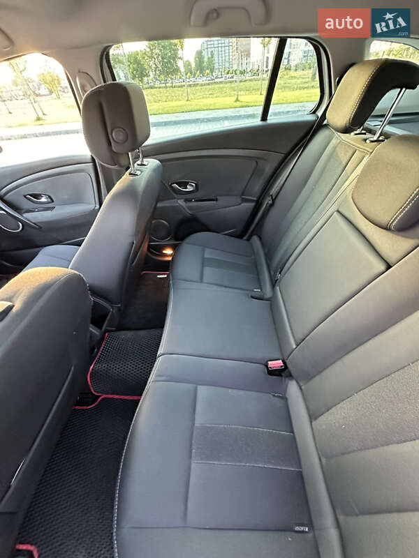 Универсал Renault Megane 2011 в Буче