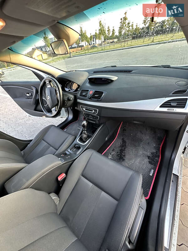 Универсал Renault Megane 2011 в Буче