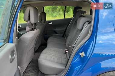 Хэтчбек Renault Megane 2006 в 