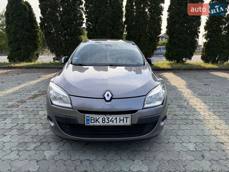Хэтчбек Renault Megane 2010 в Дубно
