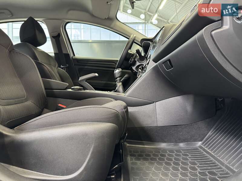 Седан Renault Megane 2020 в Киеве