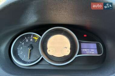 Хэтчбек Renault Megane 2012 в 