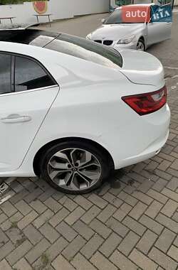 Седан Renault Megane 2019 в 