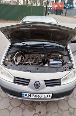 Седан Renault Megane 2005 в 