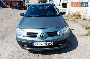 Хэтчбек Renault Megane 2004 в Каменском