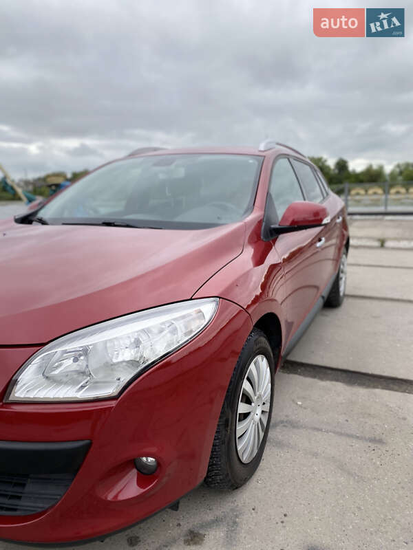 Універсал Renault Megane 2010 в Старокостянтинові