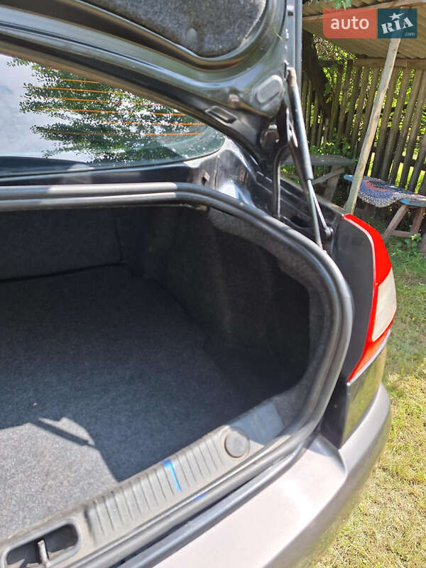 Седан Renault Megane 2006 в Борисполе фото 15 Седан Renault Megane 2006 в Борисполе