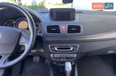 Универсал Renault Megane 2010 в 
