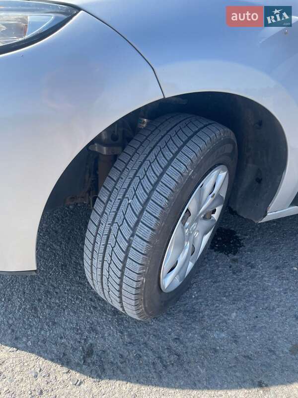 Универсал Renault Megane 2011 в Кривом Роге фото 12 Универсал Renault Megane 2011 в Кривом Роге