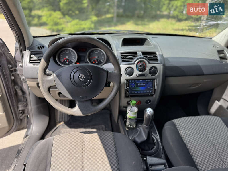 Хэтчбек Renault Megane 2003 в Тернополе