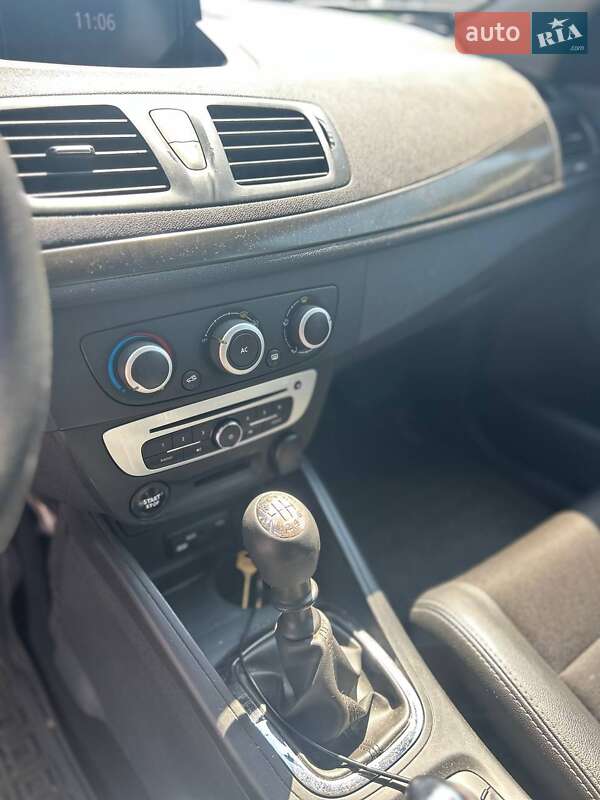 Хетчбек Renault Megane 2014 в Дніпрі