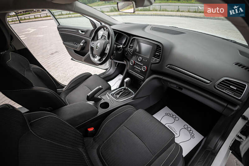 Хэтчбек Renault Megane 2016 в Тернополе