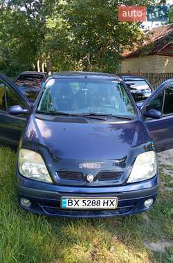 Седан Renault Megane 2002 в Изяславе