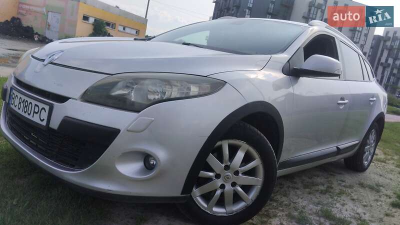 Универсал Renault Megane 2011 в Пустомытах